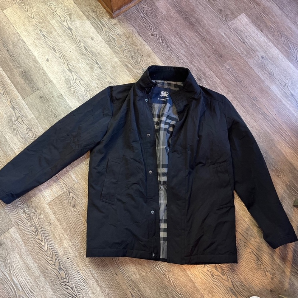 Burberry men’s jacket size 50 color black authentic
